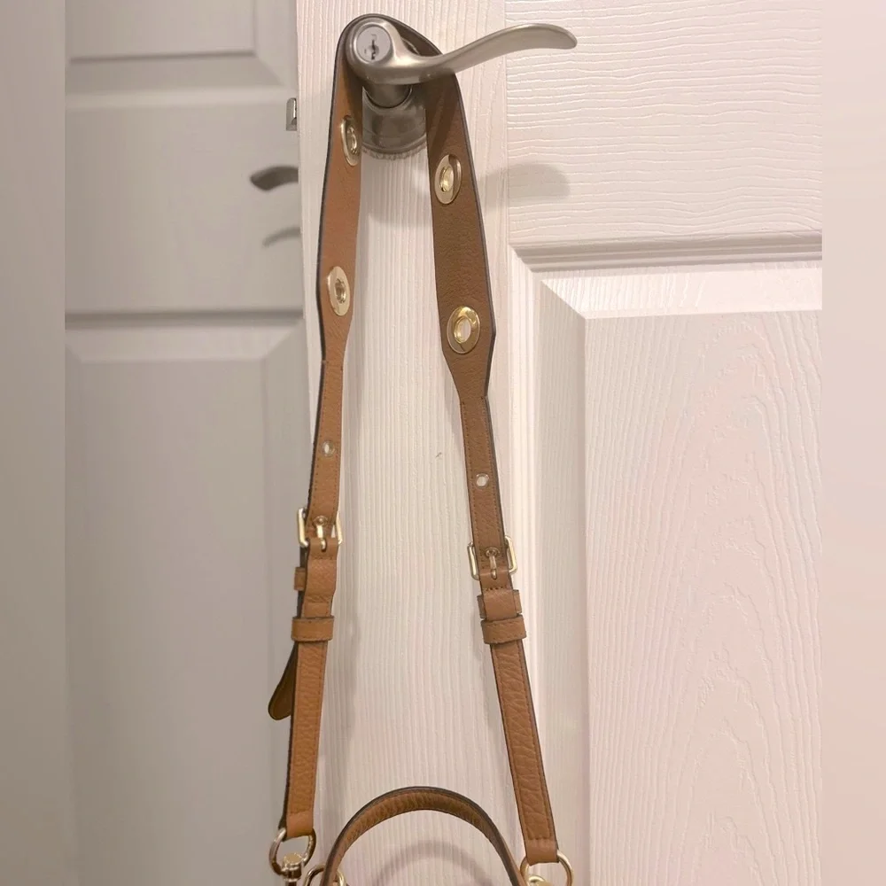 Michael Kors Brown Leather Tote Bag.         Large Size - Picture 4 of 8